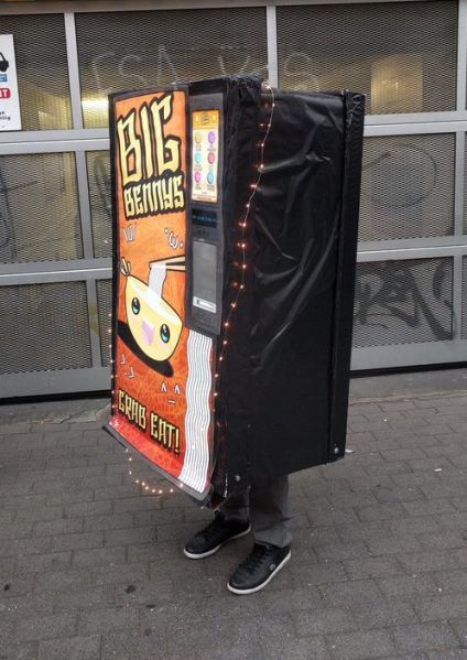 File:Star citizen big benny cosplay.jpg